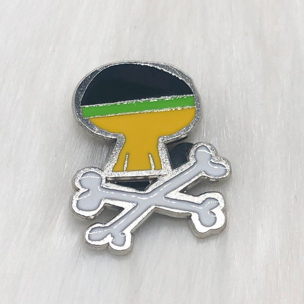 🔮 5/$25‎ Disney Sugar Skulls Pluto Pin